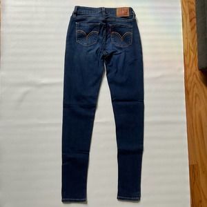 Levi's 535 Super Skinny Size 26
